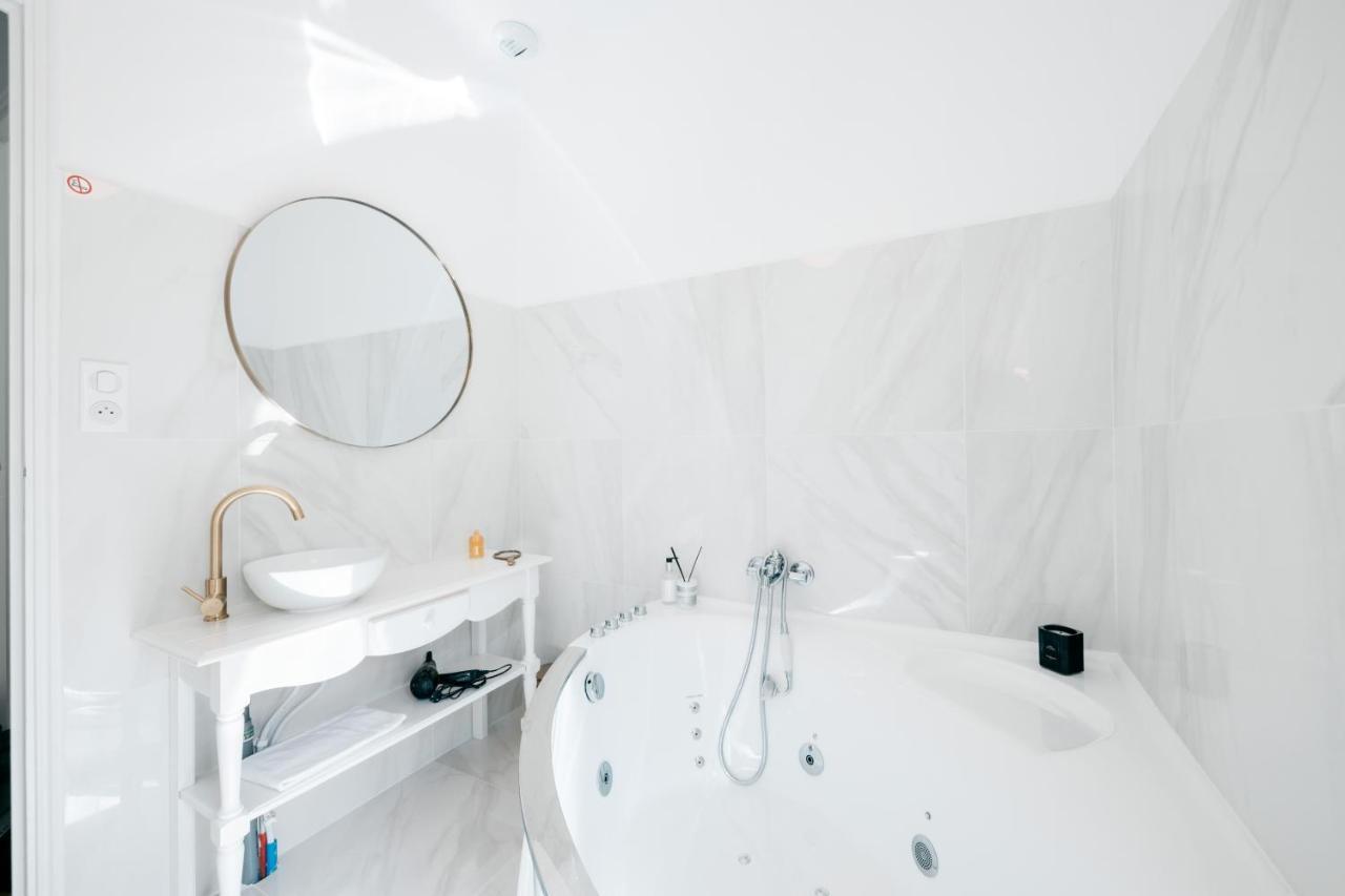 Les Precieuses Suites & Spa II Авиньон Екстериор снимка