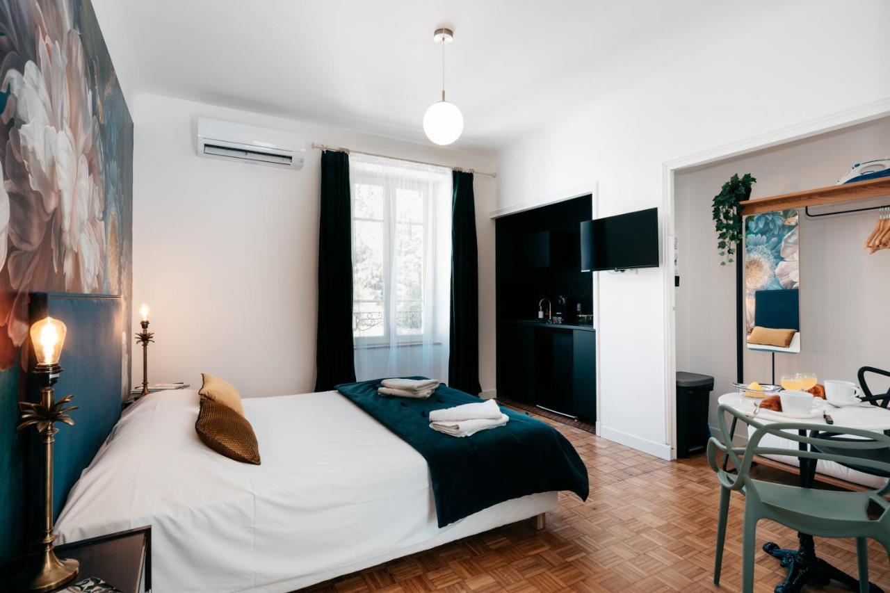 Les Precieuses Suites & Spa II Авиньон Екстериор снимка